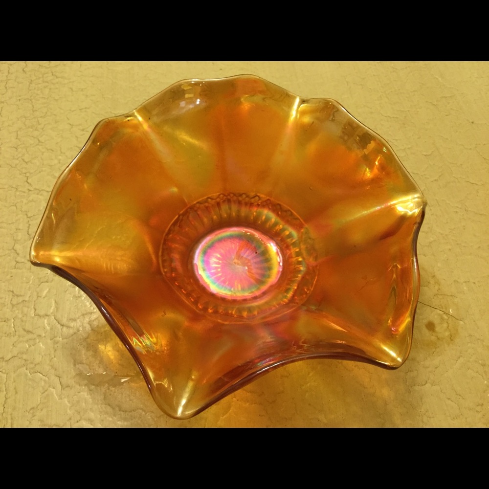 VINTAGE CARNIVAL GLASS DISH